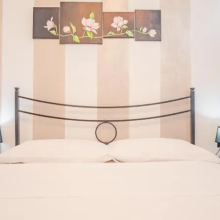Apartment Il Cielo In Stanza - Italian Homing